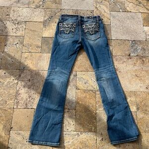 Women's Missme 28 Blue Jeans with Embroidered Pockets low rise